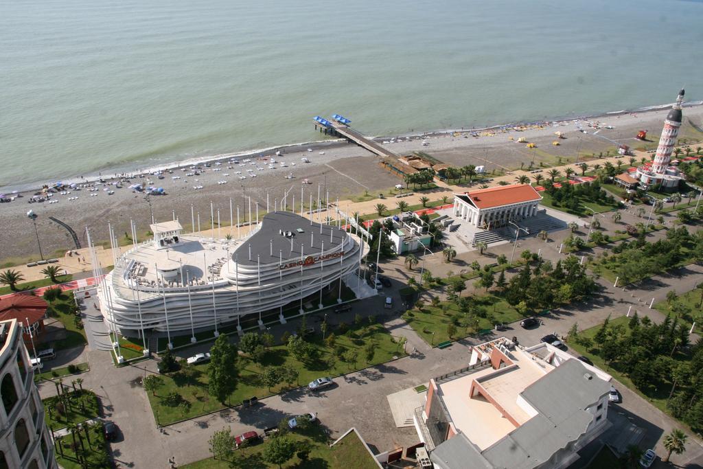 Apart Hotel Orbi Sea Towers Batumi Exterior foto