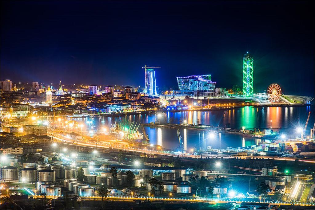 Apart Hotel Orbi Sea Towers Batumi Exterior foto