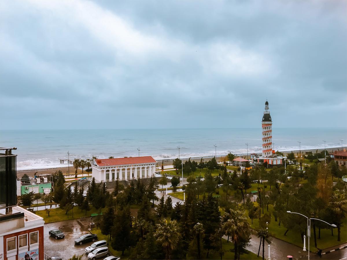 Apart Hotel Orbi Sea Towers Batumi Exterior foto